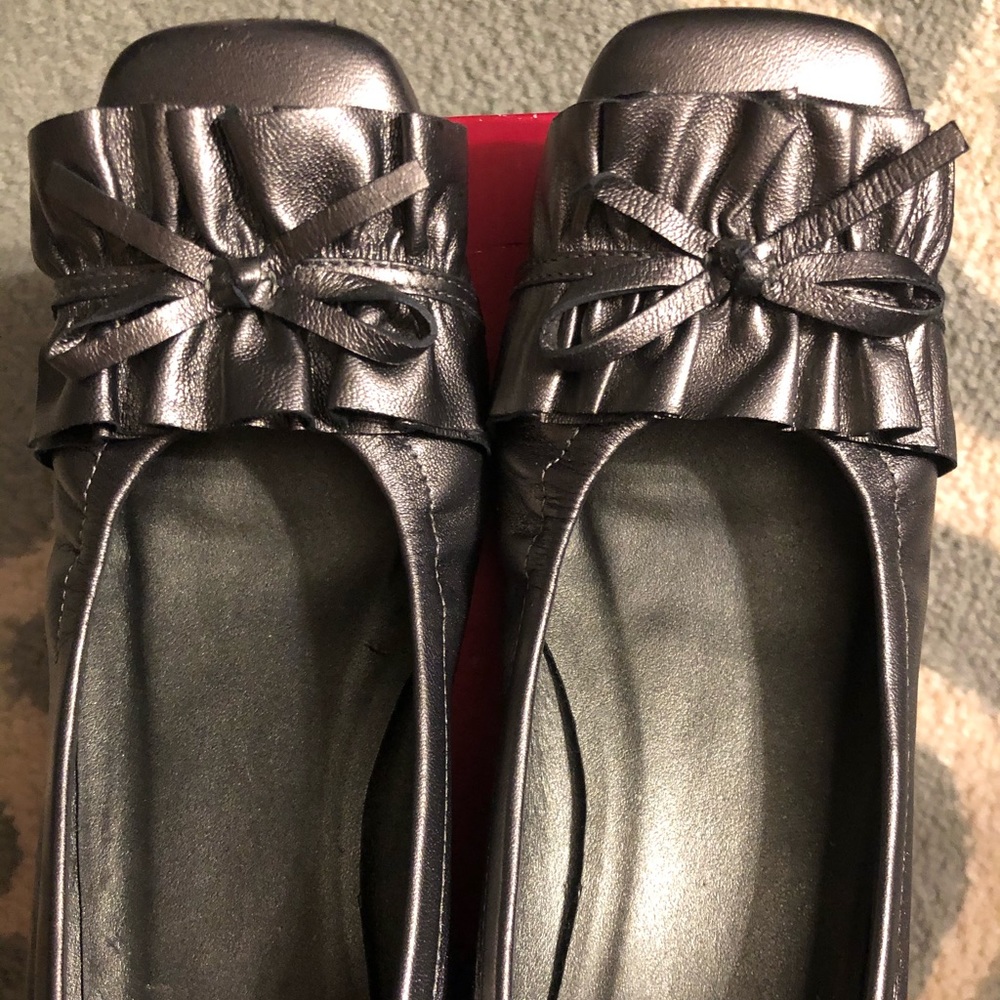 Vaneli Women’s Shoe Genie Pewter 8 1/2 N